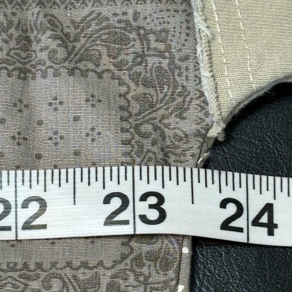 Oli & Hali Blue and Cream Patchwork Long Sleeve High/Low Top size Small - Picture 10 of 12
